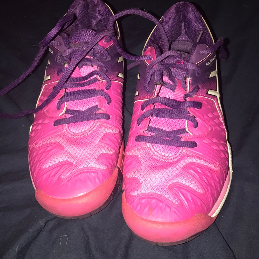 ASICS gel resolutions 6